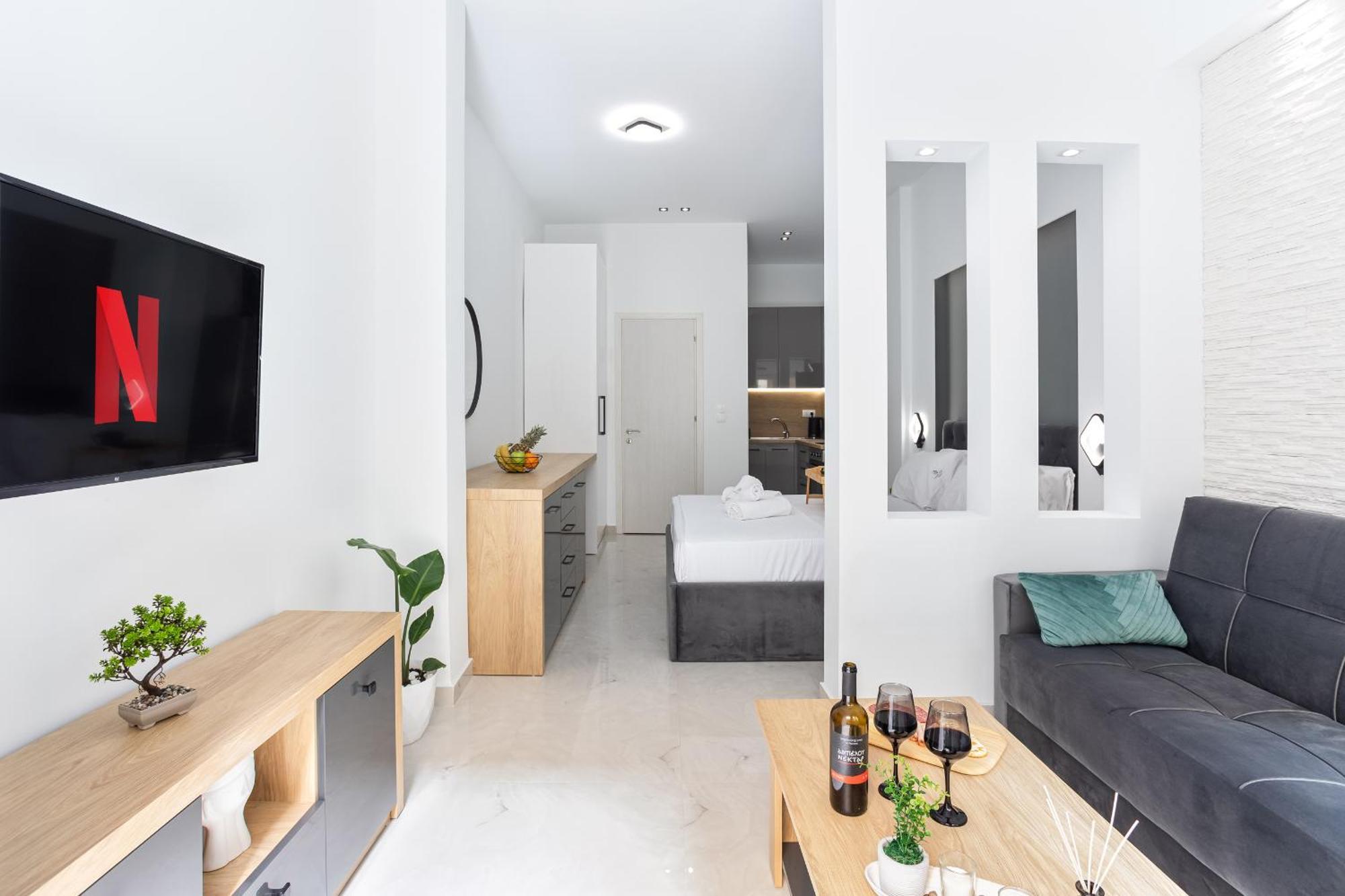 New Luxury Apartment In Downtown Солун Екстериор снимка