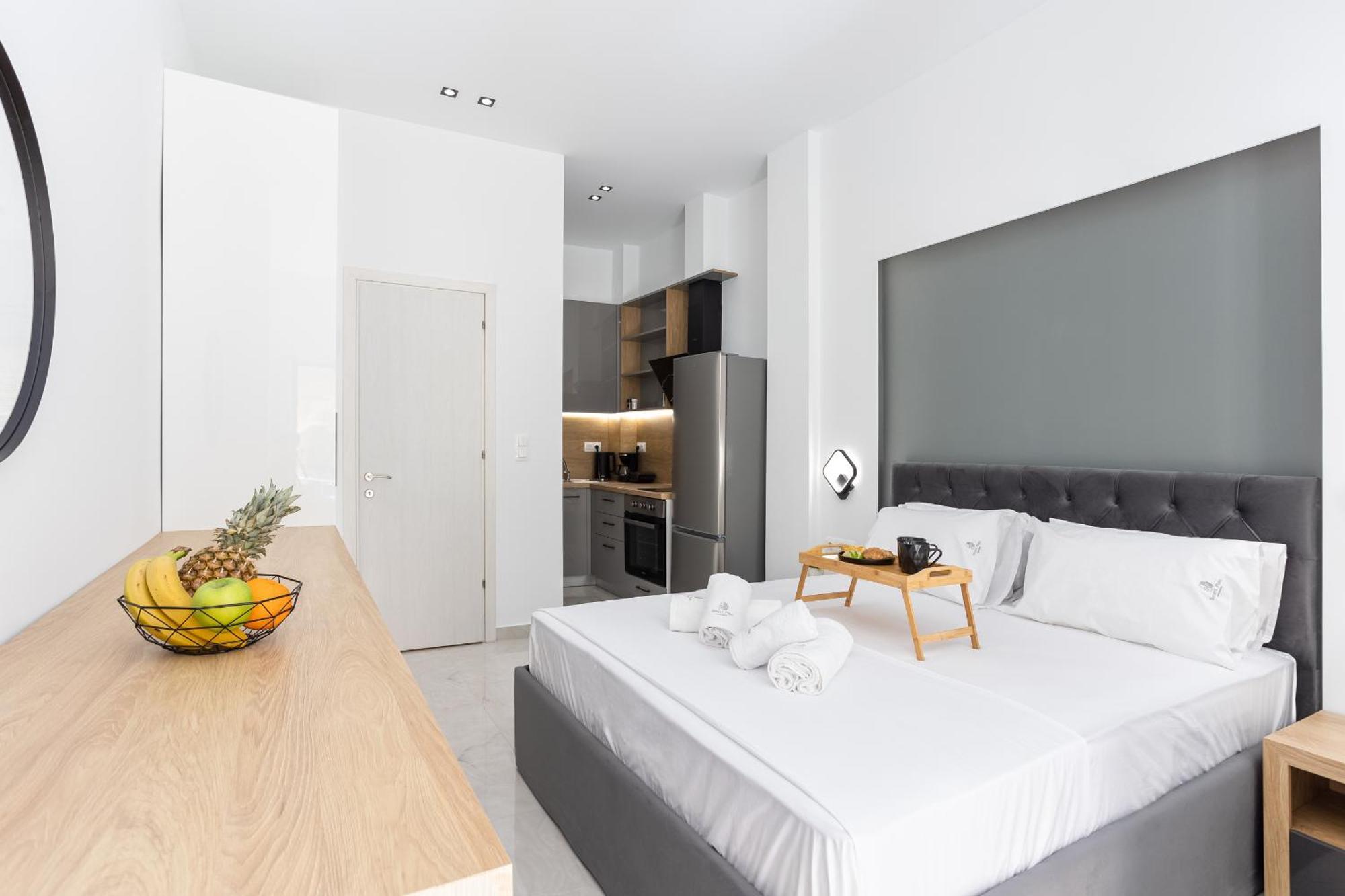 New Luxury Apartment In Downtown Солун Екстериор снимка