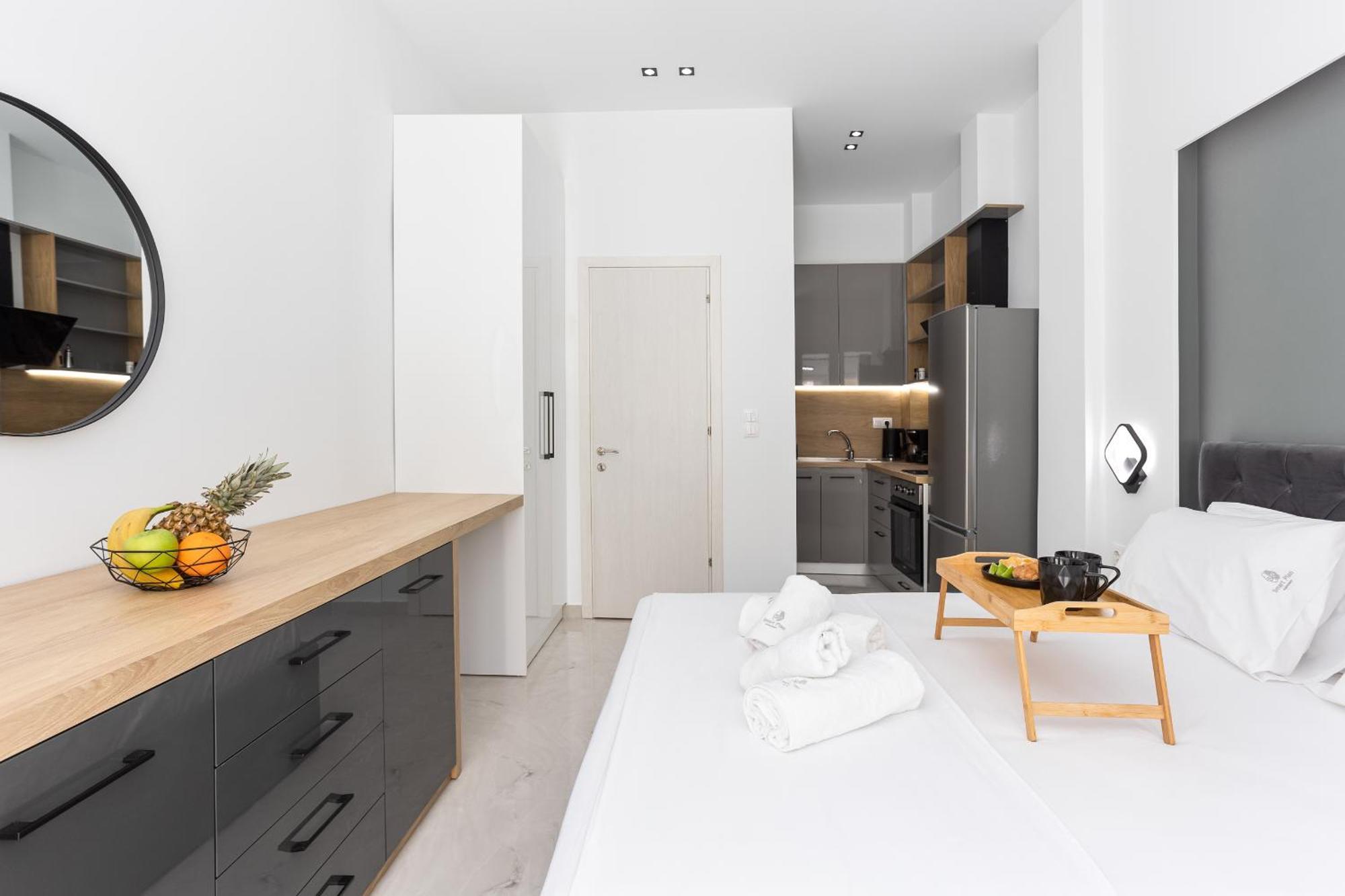 New Luxury Apartment In Downtown Солун Екстериор снимка